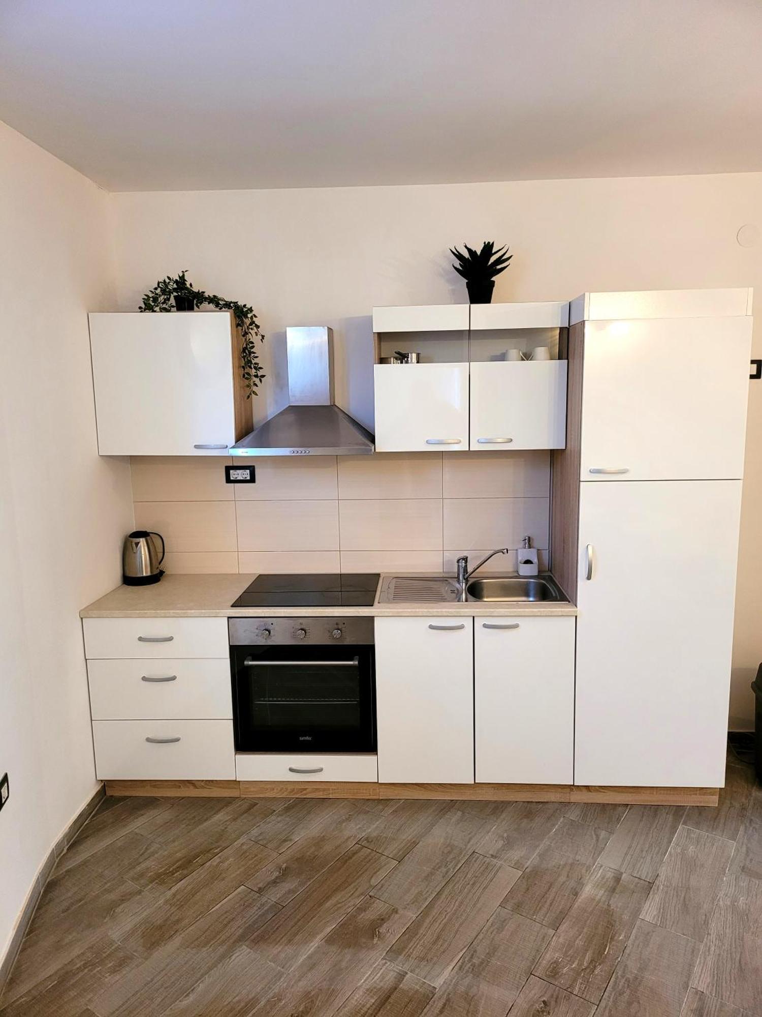 Kupinica Apartment Vinisce Ruang foto